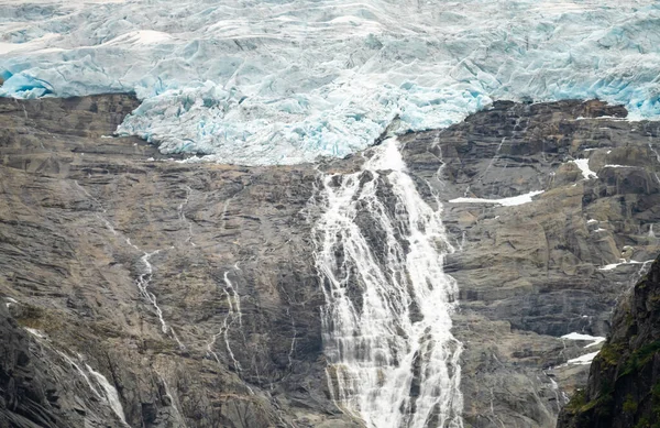 Briksdalsbreen Briksdal Glacier Ένα Από Πιο Προσιτά Και Πιο Γνωστά — Φωτογραφία Αρχείου