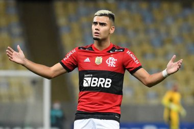 Rio de Janeiro, Brezilya, 17 Ekim 2021 Flamengo takımından Andreas, Brezilya Maracan Stadyumu 'nda oynanan maçta Cuiab' a karşı oynamıştır..