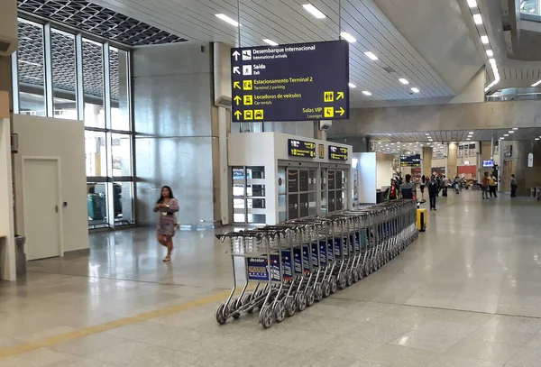 Rio de Janeiro, Brezilya, 5 Nisan 2018. Antnio Carlos Jobim - Rio de Janeiro şehrindeki Galeo Uluslararası Havaalanı.