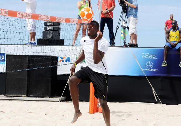 Rio Janeiro March 2013 Olympic Runner Usain Bolt Plays Soccer — Stock Photo, Image