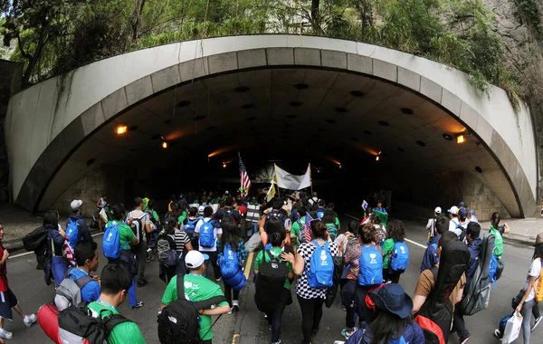 Rio de Janeiro, July 28, 2013.Catholic faithful flock to the streets of Copacabana, during World Youth Day in Rio de Janeiro, Brazil