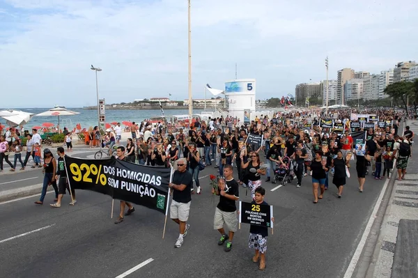 Rio Janeiro July 2011 Protest Copacabana Beach Victims Violence City — ストック写真