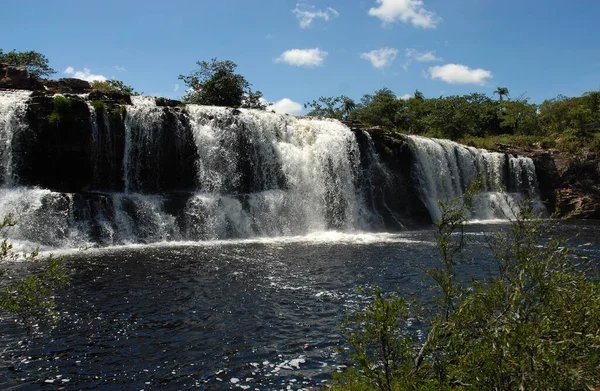 Minas Gerais Fevereiro 2016Grande Cachoeira Localizada Cordilheira Cip Parque Zareia — Fotografia de Stock