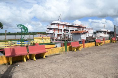 Afua, Para, Brezilya, 11 Kasım 2021 Porto da cidade riverside de Afua, Amazonia.