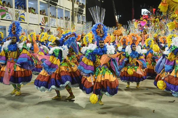 Rio de Janeiro, Brezilya, 24 Nisan 2022. Grande Rio samba okulu, Rio de Janeiro karnavalı sırasında.
