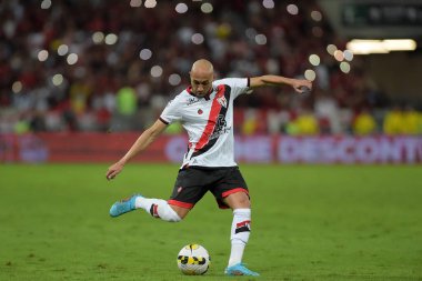 Rio de Janeiro, Brazil,July 30, 2022. Dudu football player of the Atltico-GO team, during the game Flamengo x Atltico-GO for the Brazilian Championship at maracan stadium.