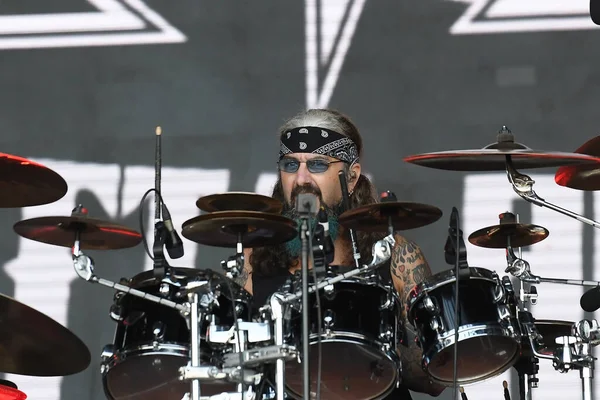 Rio de Janeiro, Brezilya, 2 Eylül 2022. Baterist Mike Portnoy, Amerikalı heavy metal grubu Metal Allegiance 'ın Rio 2022' de Rio de Janeiro 'da verdiği konserde.