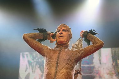 Rio de Janeiro, Brezilya, 30 Eylül 2022. Brezilyalı şarkıcı Ney Matogrosso Rio de Janeiro 'daki Qualistage konser salonunda sergiledi..