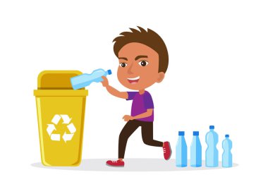 Çevre dostu çocuklar geri dönüşüm kutusuna plastik şişe atıyorlar. Küçük çocuk geri dönüşüm kutusuna plastik atık atıyor. Beyaz arkaplanda izole edilmiş vektör çizimi.