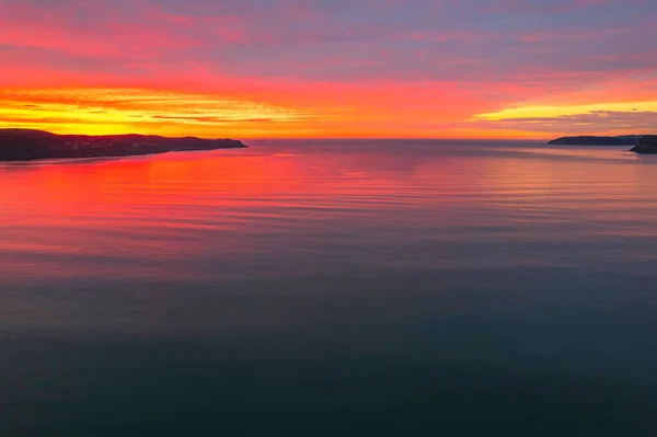 Farbenfroher Wolkenbedeckter Sonnenaufgang Umina Beach Der Central Coast Nsw Australien — Stockfoto