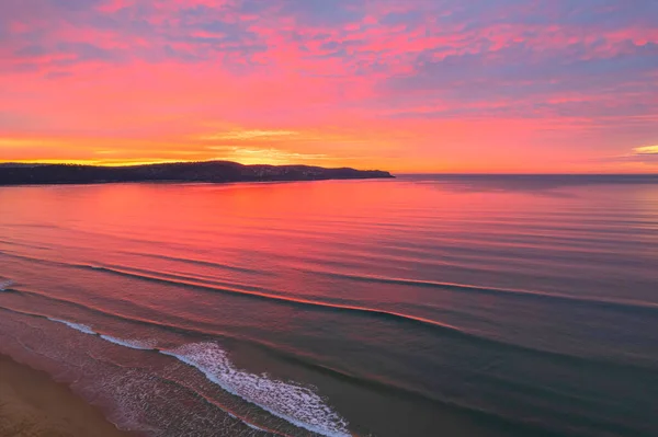 Lever Soleil Couvert Nuages Hauts Colorés Umina Beach Sur Côte — Photo