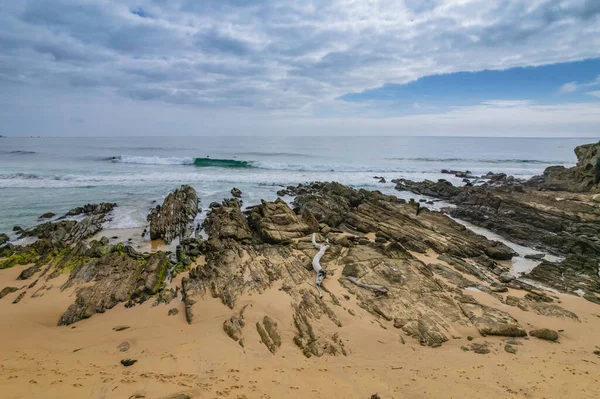 Hazy Morning Seaside Good Size Waves Cuttagee Beach Sapphire Coast — Stock Photo, Image