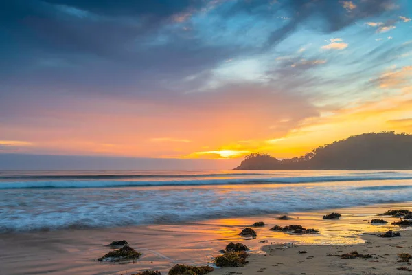 Summer Sunrise Seascape Clouds Surf Beach South Coast Nsw Australia — 스톡 사진