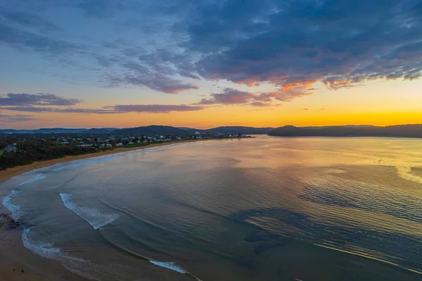 Sunrise Sea Cape Con Nuvole Umina Point Umina Beach Sulla — Foto Stock