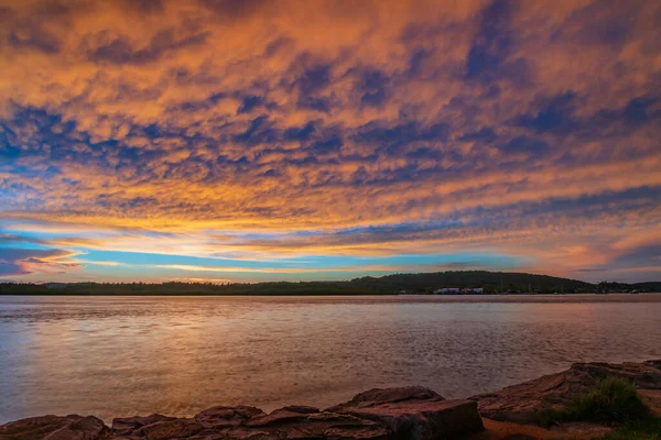 Sunrise Waterscape Cloud Filled Sky Woy Woy Central Coast Nsw — Stock Photo, Image