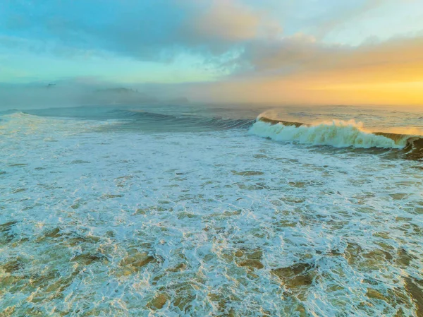 Sonnenaufgang Mit Wolken Nebel Und Seeschaum Avoca Beach Der Central — Stockfoto