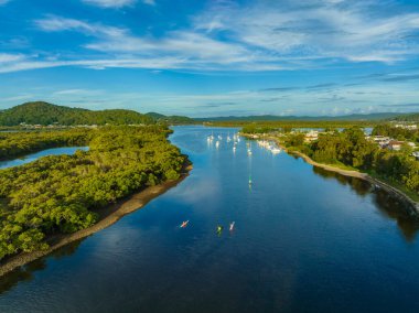 Woy Woy rıhtımında gün batımı Orta Sahilde, NSW, Avustralya.