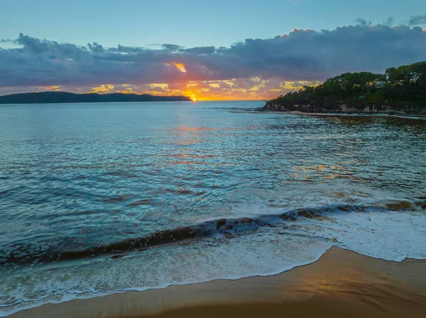 Sonnenaufgang Über Pearl Beach Der Zentralküste Nsw Australien — Stockfoto