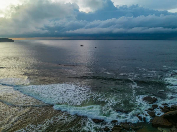 Paisaje Marino Amanecer Con Nubes Lluvia Killcare Beach Costa Central — Foto de Stock
