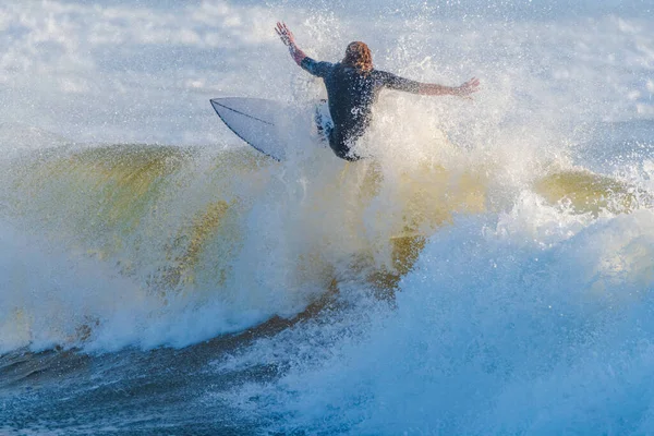 Surfista Ola Avoca Beach Costa Central Nsw Australia — Foto de Stock