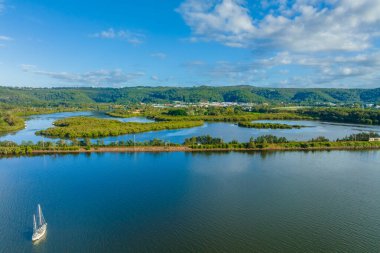 Merkez Sahili, NSW, Avustralya 'daki Gosford' daki Brisbane Su üzerinde hava manzarası.