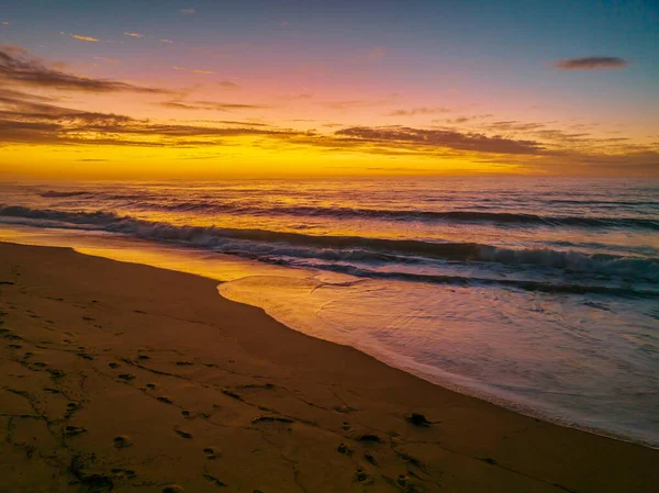 Zonsopgang Zeegezicht Met Wolken Shelly Beach Aan Central Coast Nsw — Stockfoto