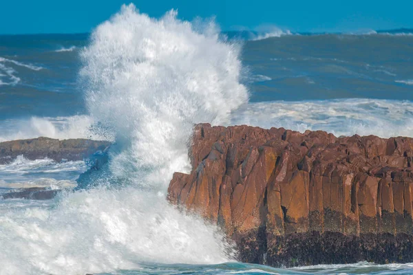 Blanch Reserve Birrubi Beach Anna Bay Turbulent Seas Battering Eastern — Stock Photo, Image