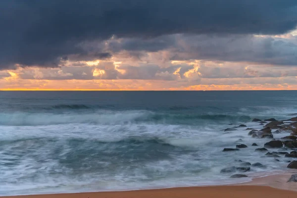 Sunrise Seaside Rain Clouds Killcare Beach Central Coast Nsw Australia — Photo