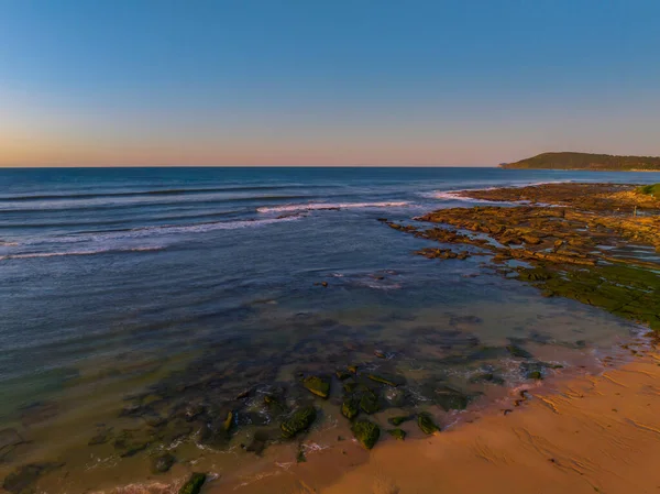 Sunrise Beach Clear Skies Toowoon Bay Central Coast Nsw Australia — Stock Photo, Image