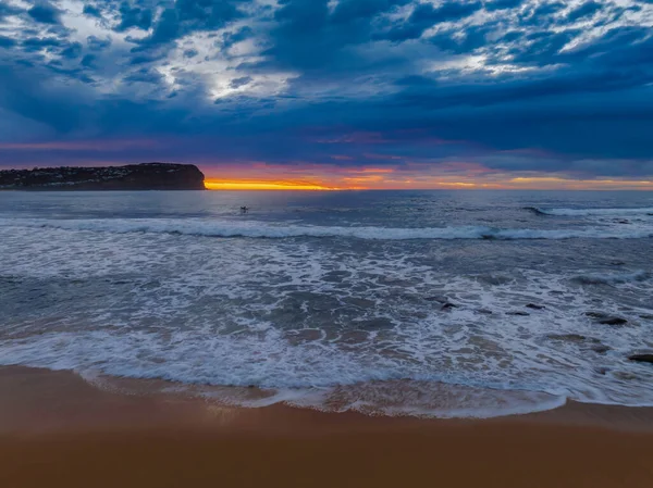 Aerial Sunrise Medium High Cloud Filled Sky Small Waves Macmasters — ストック写真