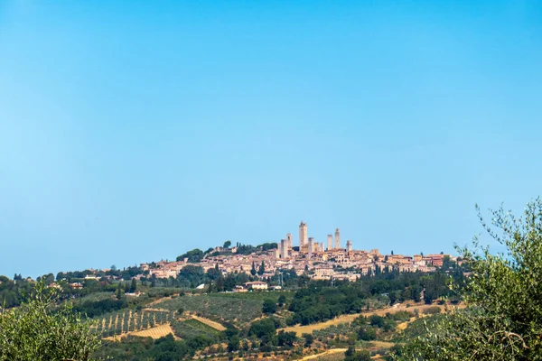 Küçük bir ortaçağ kasabası olan San Gimignano, Toskana, İtalya