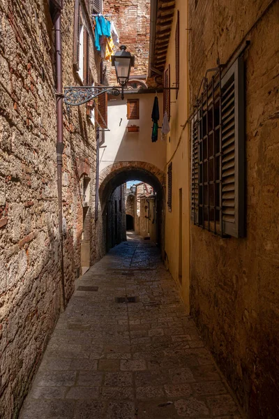 Edifici Del Piccolo Borgo Medievale Colle Val Elsa Toscana — Foto Stock