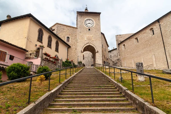 시계탑 이탈리아 움브리아의 스폴레토에 — 스톡 사진