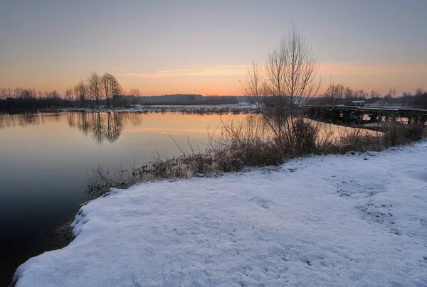Схід Сонця Над Річкою — стокове фото