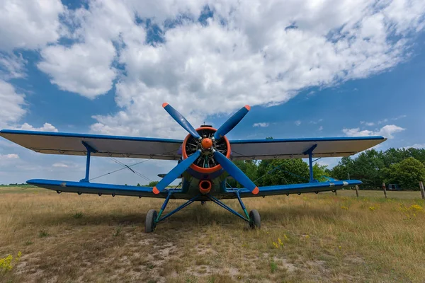 Aereo Sta Aspettando Volare — Foto Stock