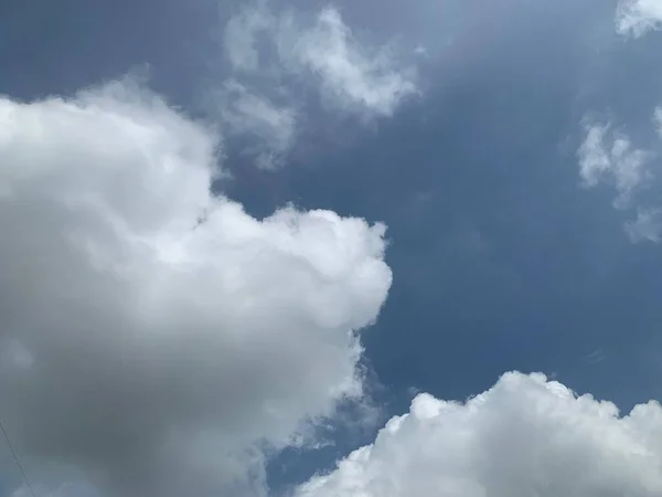 Nuvole Bianche Nel Cielo Blu Sfondo Ep167 — Foto Stock