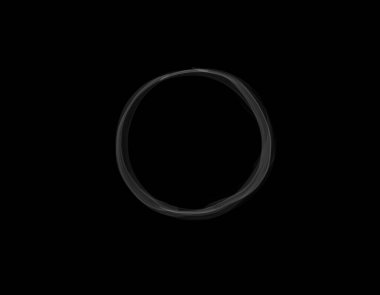 Gerçekçi O alfabesinin dumanı koyu arkaplanda yayılıyor.