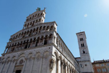 Roma Katolik Bazilikası'nın Kilisesi, San Michele Foro içinde. Lucca, İtalya