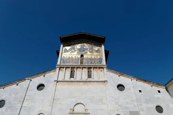Ρωμαιοκαθολική Βασιλική Εκκλησία Του San Frediano Lucca Ιταλία — Φωτογραφία Αρχείου
