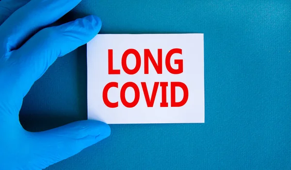 Covid Uzun Covid Sembolü Beyaz Kartta Uzun Cümleler Doktor Mavi — Stok fotoğraf
