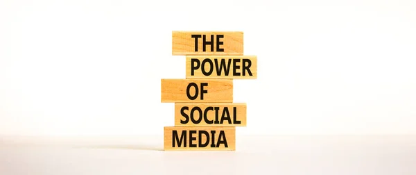 Síla Symbolu Sociálních Médií Dřevěné Bloky Slovy Síla Sociálních Médií — Stock fotografie