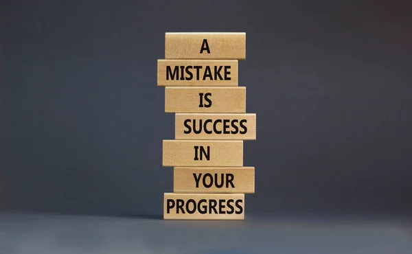 Mistake Success Symbol Wooden Blocks Words Mistake Success Your Progress — Stock Photo, Image