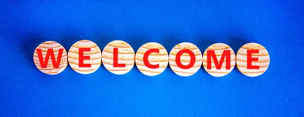 Welcome Support Symbol Concept Word Welcome Wooden Circles Beautiful Blue — Stock Photo, Image