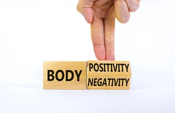 Positividad Corporal Símbolo Negatividad Psicólogo Vuelve Cubos Cambia Las Palabras —  Fotos de Stock