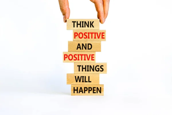 Mysli Pozitivně Dřevěné Bloky Slovy Myslete Pozitivní Pozitivní Věci Stanou — Stock fotografie