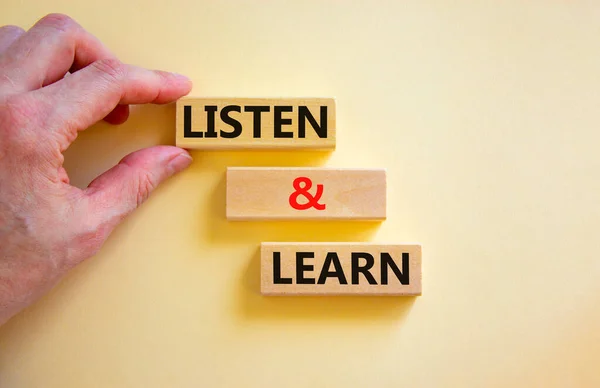 Ascolta Impara Simbolo Parole Concettuali Ascolta Impara Sui Blocchi Legno — Foto Stock