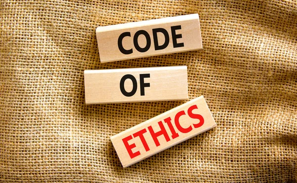 Κώδικας Ηθικής Συμβόλου Έννοια Λέξεις Κώδικας Ηθικής Για Ξύλινα Μπλοκ — Φωτογραφία Αρχείου