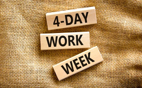 Ήμερη Εβδομάδα Εργασίας Σύμβολο Έννοια Λέξεις Ήμερη Εβδομάδα Εργασίας Ξύλινα — Φωτογραφία Αρχείου