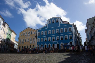 Largo do Pelourinho, RosArios dos Pretos Kilisesi ve çok sayıda turist 