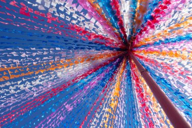 Güzel ve renkli Haziran parti bayrakları